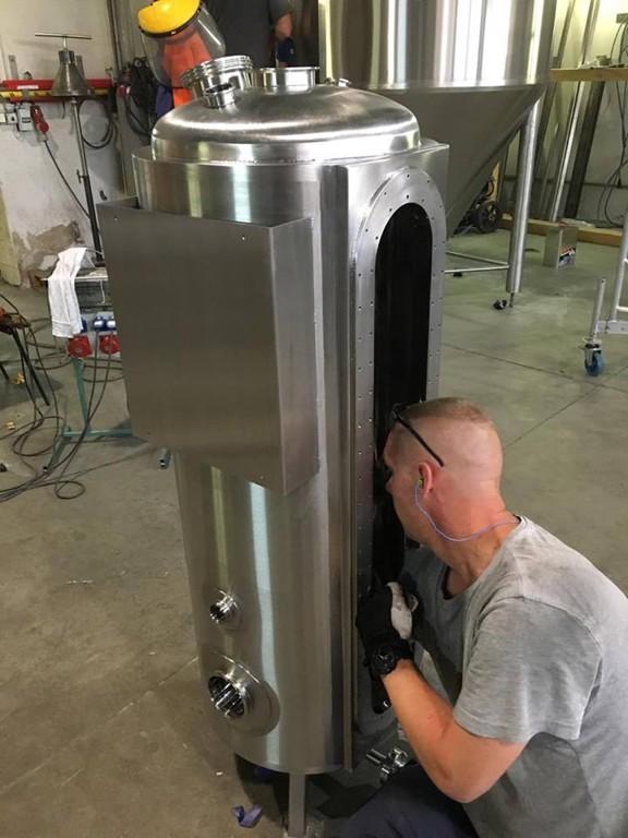 Special carbonation tank 100 L  with big side glass – UK 2017